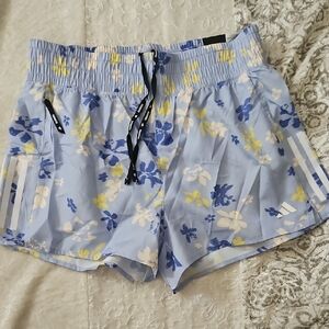 adidas On The Run Climacool 3" Athletic Shorts -Medium